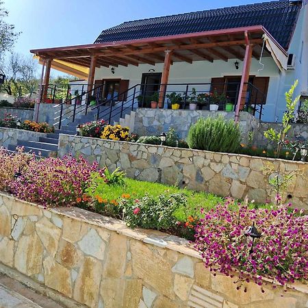 Villa Sana Rooms Përmet Exteriér fotografie